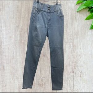 T&Y size 11/12 High-Waisted Jeans for Women NWT